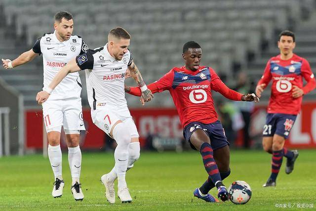 欧冠夺冠赔率：巴萨微弱优势领跑 巴黎力压枪手